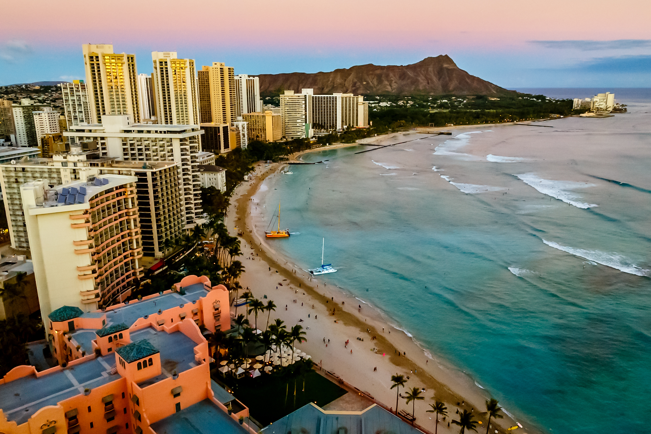 Waikiki Beach is one of many Honolulu destinations to enjoy year-round nice weather. 