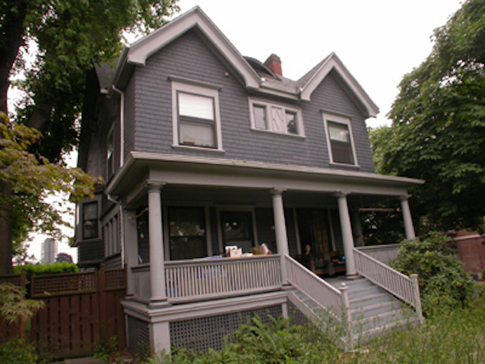 Schulz helped prepare for the move of this house in Portland.