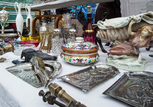 Assorted items at a flea market in san telmo
